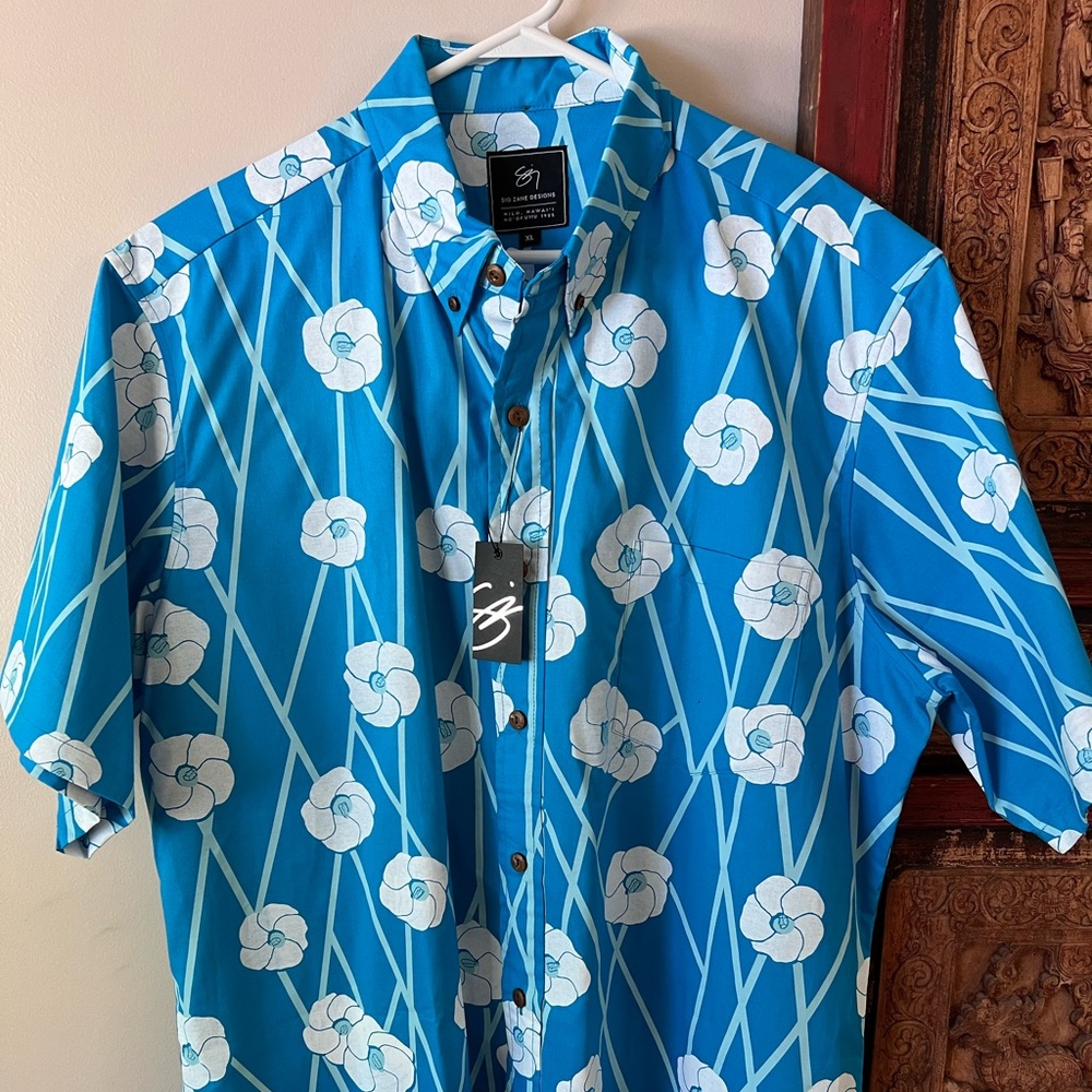 Sig Zane XL Men’s Aloha Shirt. New with tags.